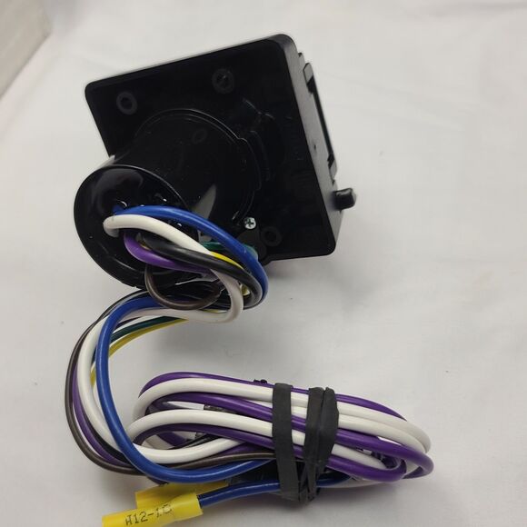 HOPKINS WIRING HARNESS PLUG IN - Picture 2 of 5